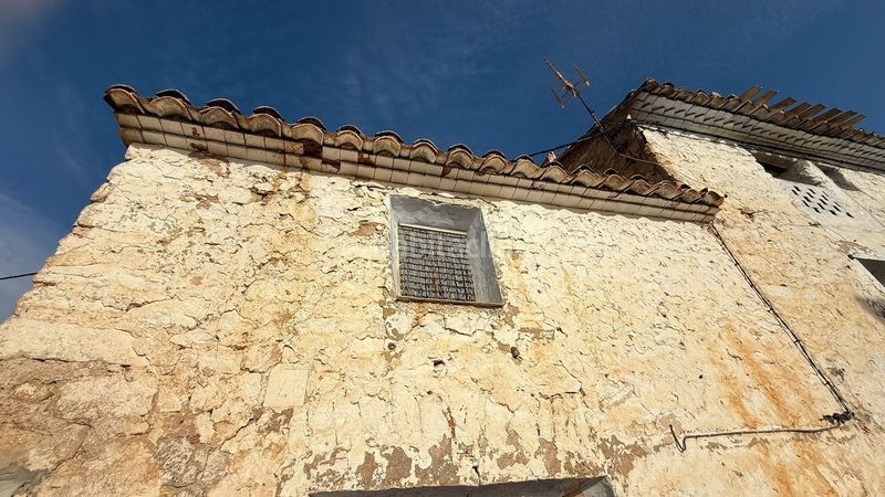 Foto f7e81874-3e2b-4d8d-a0d7-b16a7bd2efd4. Casa a Zucaina