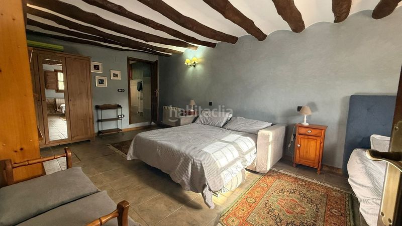 Foto 7536bbe5-444b-4958-9c9d-8a10e5c52d6c. Casa a Castellote