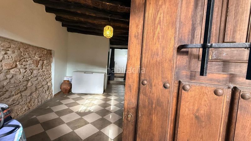 Foto bac025e8-1b7e-4d12-aaef-8320582ecb25. Casa a Castellote