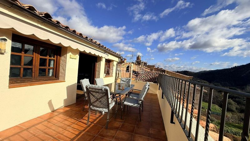Foto d0184d31-3679-4c1b-9d75-26a8b9716f9a. Casa a Castellote