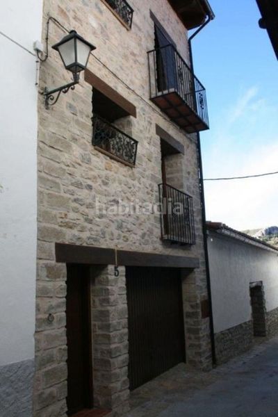 Foto 13452111-79c6-44fb-ae87-b9b8c8d7e9b6. Casa a Morella