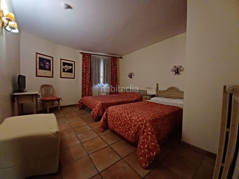 Foto e9ed6566-16de-41b4-91a6-e0623598b9ea. Edificio en Puebla de Arenoso