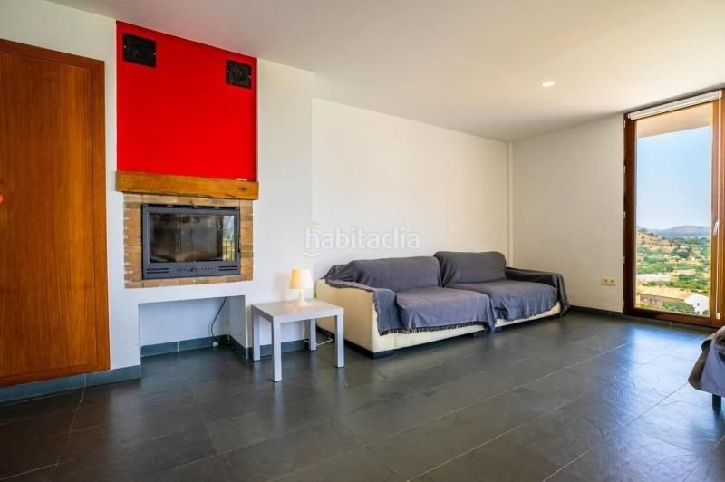 Foto 48dc2d1c-5df3-4d3d-9f26-de21d2ce6db9. Casa amb aparcament a Jérica