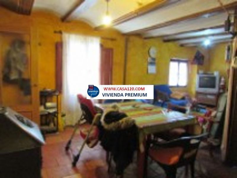 Foto aedff10d-ca99-46a1-b634-e309e0dcd8cd. Casa a Forcall