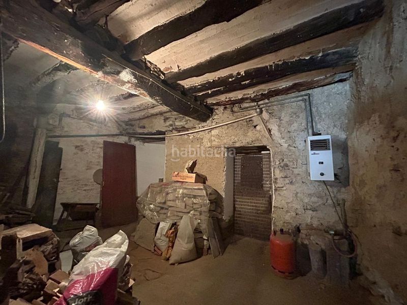 Foto f802e80c-b81a-4ba5-9f2f-1144e05462f4. Casa a Cinctorres