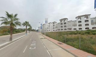 Autoparkplatz  Calle martagina 51. Lote de 67 plazas de garaje en urbanización jardines de manilva