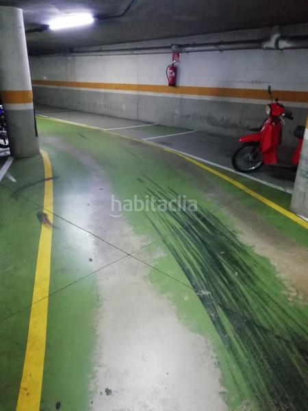 Foto 3307966d-56ed-4215-815f-e2dd7d6e5e35. Aparcament cotxe a Eixample Nord Girona