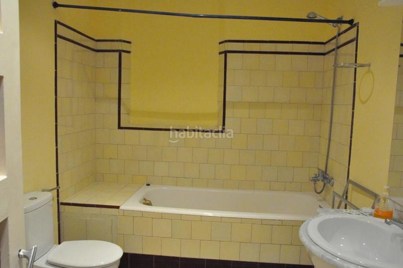 Foto 2939784a-d330-4e14-844f-e8f8bfa9c2f3. Piso venta piso rambla llibertat en Centre-Barri Vell Girona