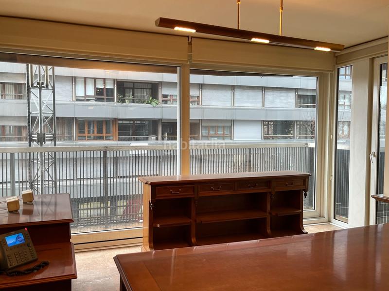 Foto 84556ad0-94cd-47c9-b64b-a8f0e17ac1f4. Rent office space with heating in Eixample Nord Girona