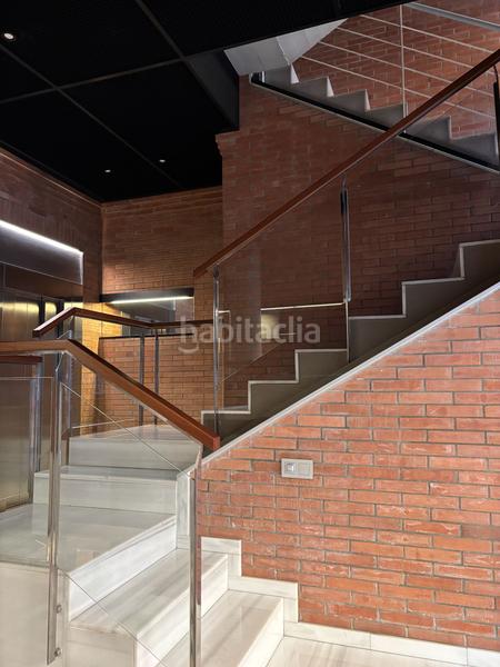 Foto 88d092cf-0d54-49a8-ac2a-2df2cf892e48. Alquiler piso amplio piso con terraza y plaza de garaje en alquiler! en Girona