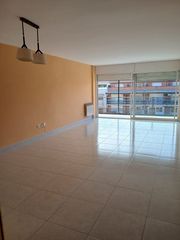 Affitto Appartamento in Eixample Sud-Migdia. Exclusivo piso en alquiler en emili grahit  amplitud, luz y conf