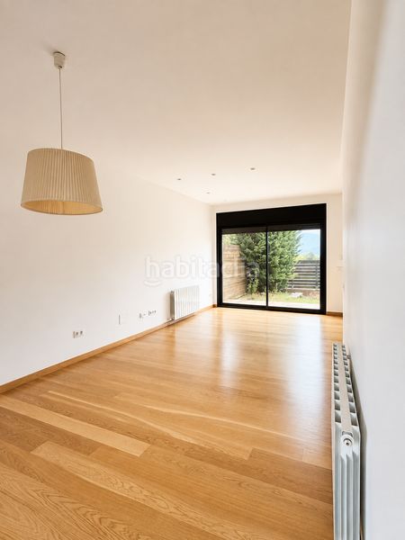 Foto 274d444d-8a3d-42ac-98ed-916526339e50. Casa adossada amb calefacció a Palau Girona