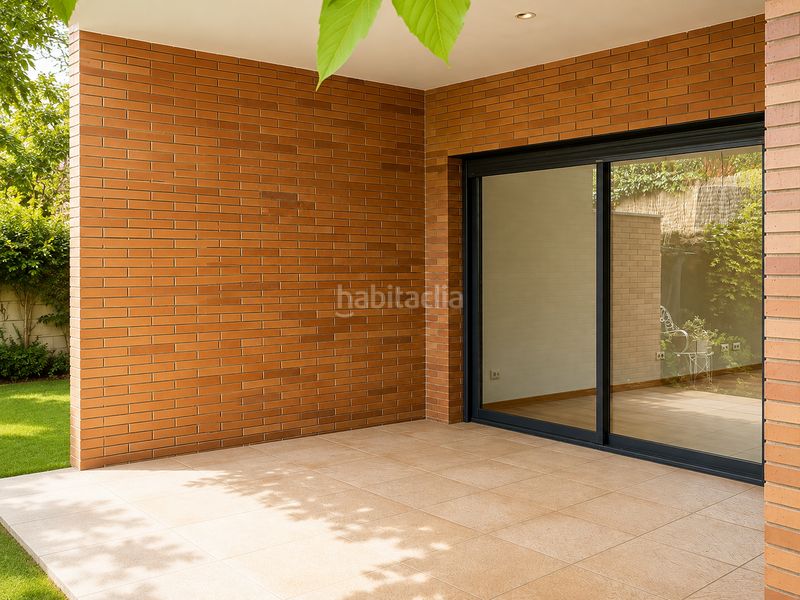 Foto 5d2c5576-4b62-4e16-b963-de947b15caf9. Casa adossada amb calefacció a Palau Girona