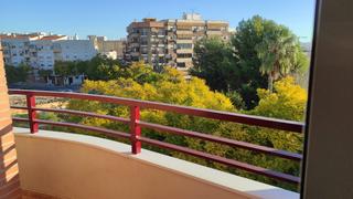 Location Appartement à Norte. Atencion piso en alquiler zona centro norte