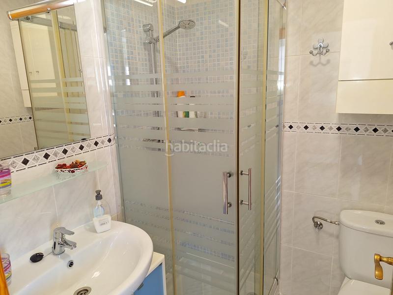 Foto 08f83bb0-e783-4d2a-b035-493c32d68c82. Lloguer apartament amb aparcament piscina a Playa Levante Benidorm