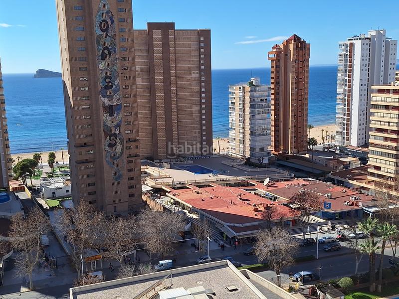 Foto f4c88a38-f773-4f26-a0fb-4d33348e7ec0. Location appartement avec parking piscine dans Playa Levante Benidorm