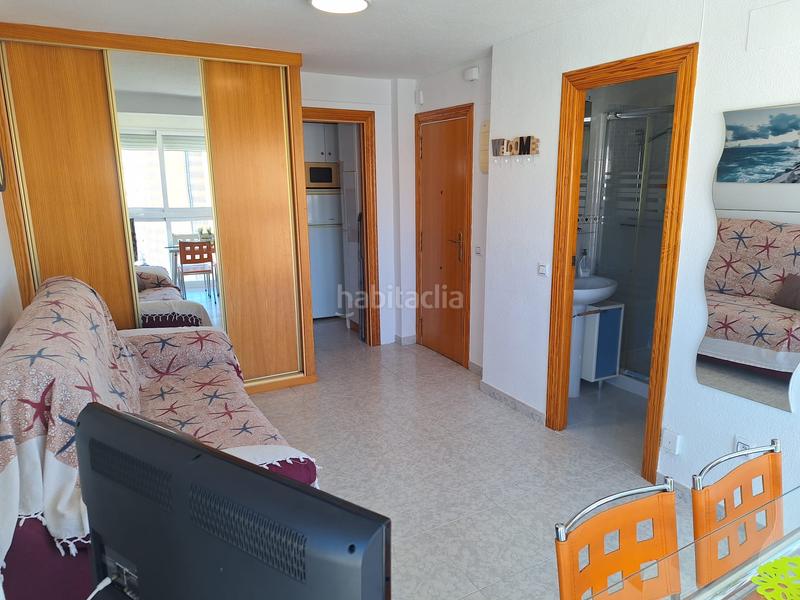 Foto 4d7c0c2e-8b2e-420d-bb10-b3628a2fc90a. Rent apartment with parking pool in Playa Levante Benidorm