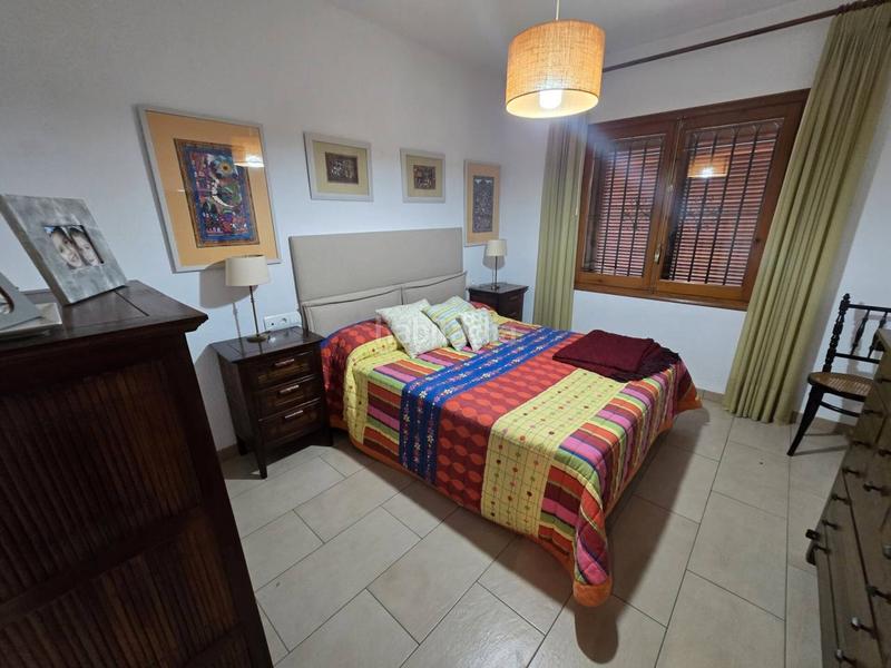 Foto 014fe8b0-4f3f-4fc7-a021-1f3f8171b4b8. Chalet avec cheminée parking piscine dans Villamontes-Boqueres Sant Vicent del Raspeig