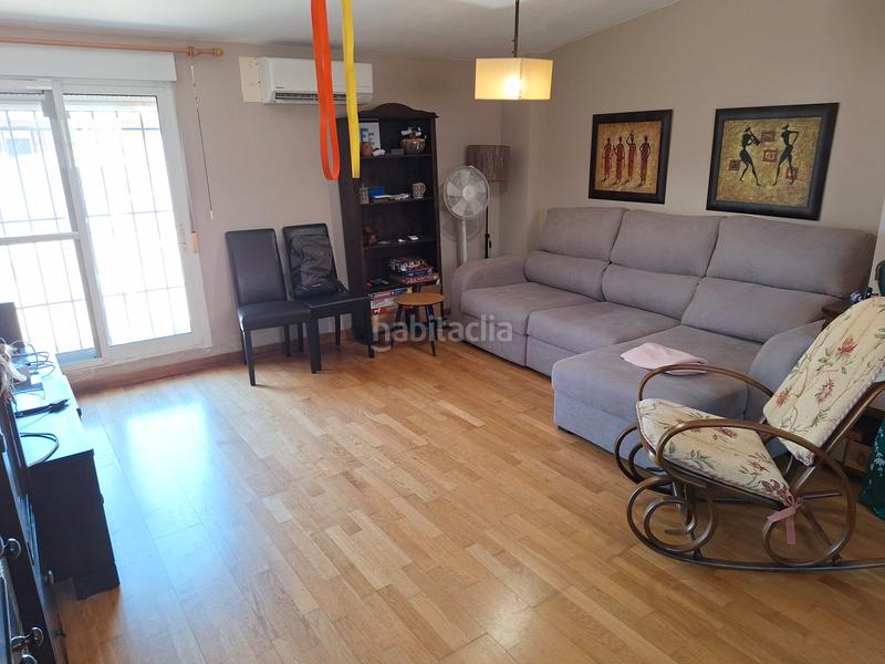 Foto 2bcd6299-5cc9-45d5-b7eb-39de276083cd. Semi detached house with parking in Centro Sant Vicent del Raspeig