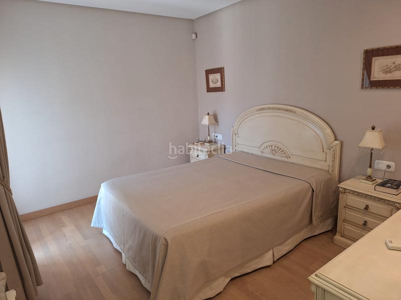 Foto 73c0e5ea-96ea-4c38-9a5d-8c360eab3b6a. Semi detached house with parking in Centro Sant Vicent del Raspeig