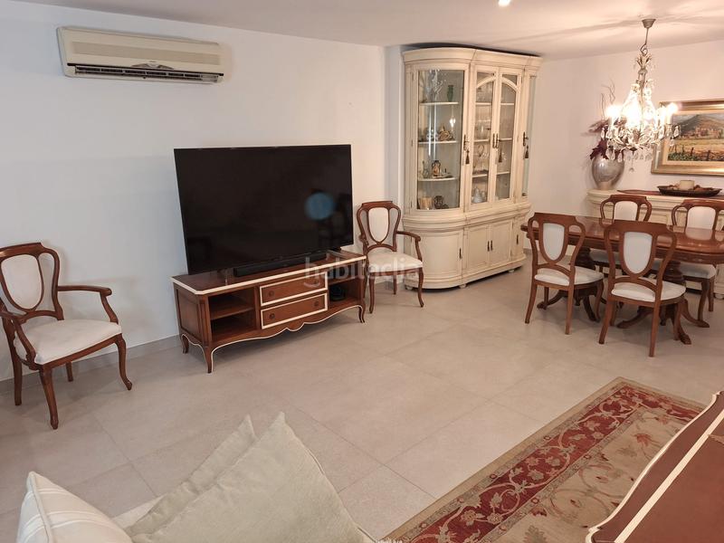 Foto dafbdf84-b89e-4537-bc8c-26760c52df11. Semi detached house with parking in Centro Sant Vicent del Raspeig