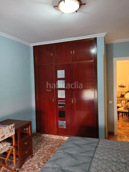 Foto 4d3be40a-de73-4760-b28e-c02094405b59. Lloguer pis amb xemeneia a Centro Sant Vicent del Raspeig