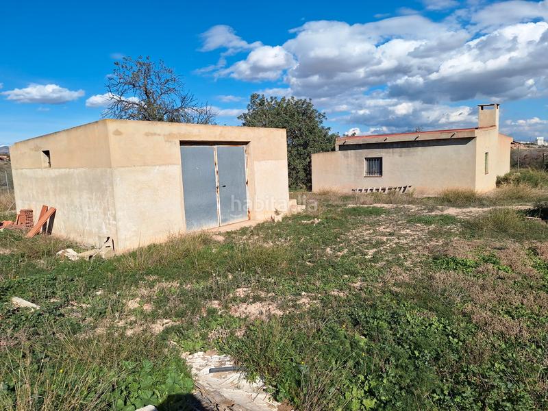 Foto 41e6991d-2785-409f-b9d5-030d3f202dbb. Masia amb xemeneia a Fontcalent Alicante