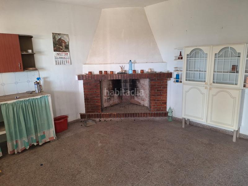 Foto 88c8fcbc-3ef5-42ed-93dd-852d3e32e196. Masia amb xemeneia a Fontcalent Alicante