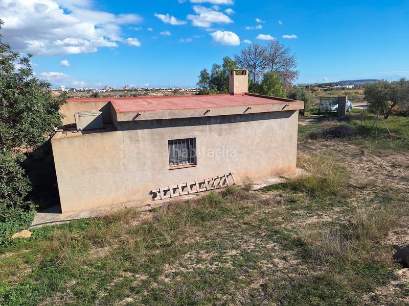 Foto c7d6d6ff-61c2-42b5-a718-104b126b95c7. Masia amb xemeneia a Fontcalent Alicante