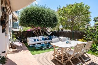Location Rez-de-chaussée  Avenida francesc macia. Planta baja con jardín privado en els molins