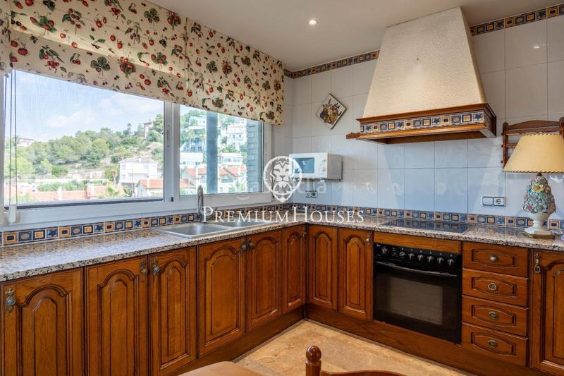 Foto a52edaa0-150a-42f4-8648-0e998c4897f5. Alquiler casa  con vistas despejadas en quintmar en Sitges