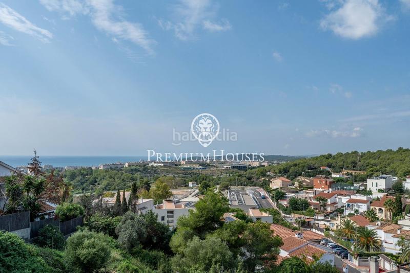 Foto b9861c7c-6a58-489f-8a3f-9f1f17461d6e. Alquiler casa  con vistas despejadas en quintmar en Sitges