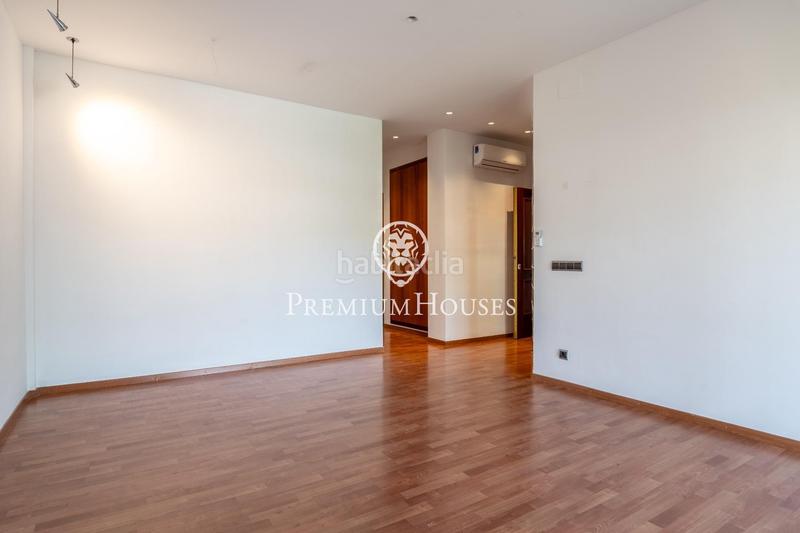 Foto e5c9c248-cec6-4faf-ad96-1ea808d6a56b. Alquiler casa  con vistas despejadas en quintmar en Sitges