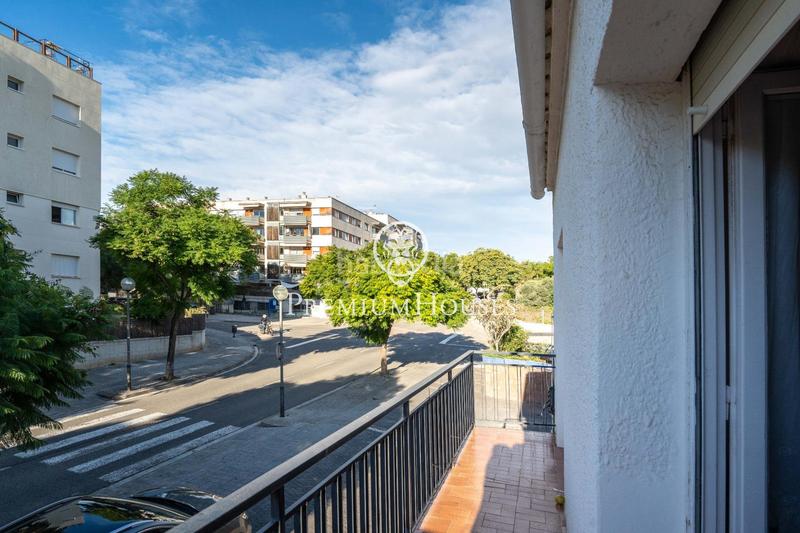 Foto a2bc7b8a-5d10-4a73-9d76-769ab3e0c3d6. Casa  de pueblo con vistas despejadas en Can Pei en Sitges