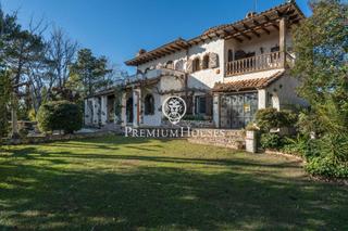 Country house  Polígono plana d'en berga. Masía con encanto en plana den berga