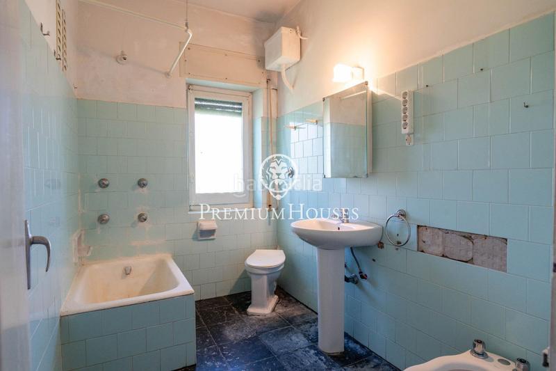 Foto 0a91e55b-dcde-4731-bb38-d06cfc5ce8c6. Masía masia a reformar con gran terreno en mas den rafael en Vilanova i la Geltrú