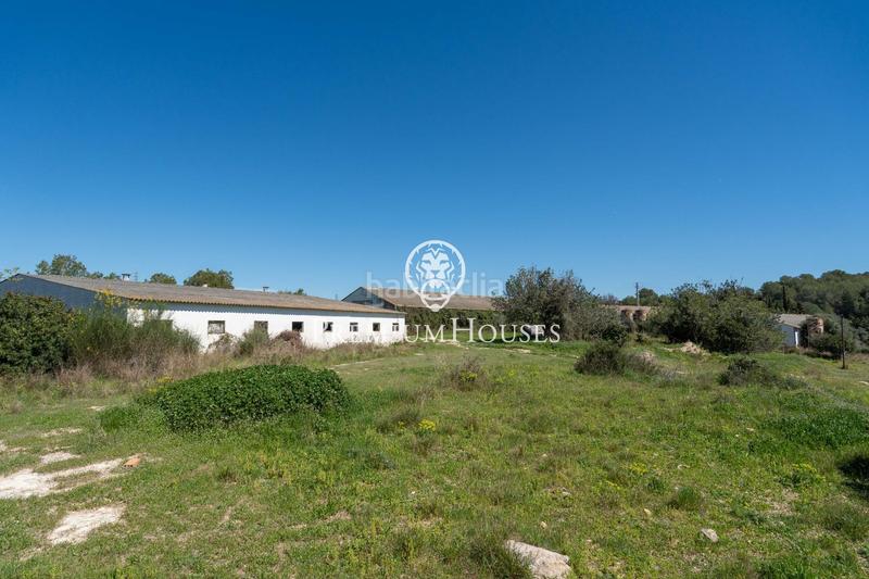 Foto 22471ac6-d5f3-4f65-a3a5-530086219814. Masía masia a reformar con gran terreno en mas den rafael en Vilanova i la Geltrú