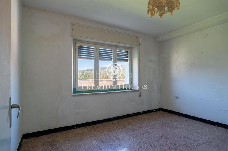 Foto 9502ab81-8428-43bd-b70c-128ee7807c3e. Masía masia a reformar con gran terreno en mas den rafael en Vilanova i la Geltrú