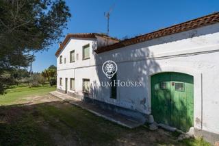 Bauernhof in Nord. Masia a reformar con gran terreno en mas den rafael