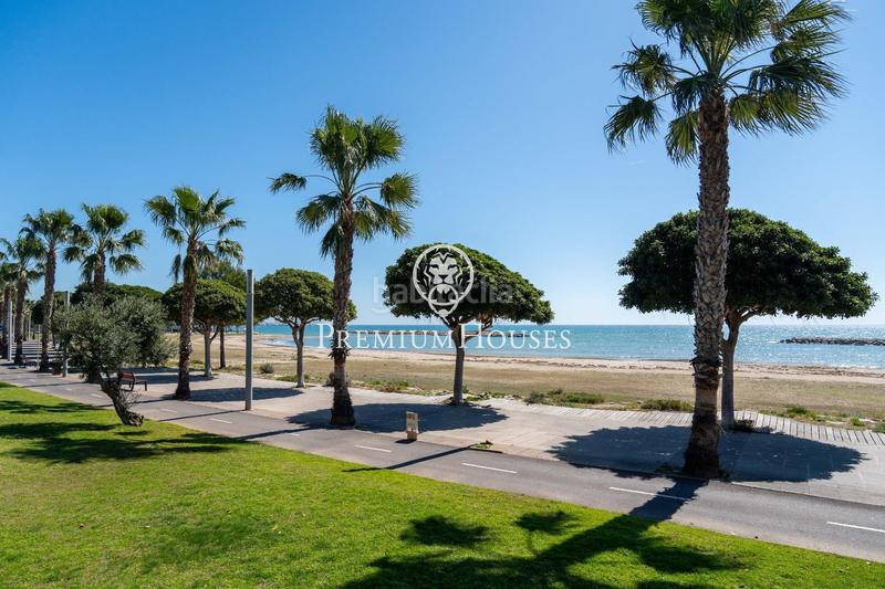 Foto 1869a5f0-1125-48b1-b94b-e9a722e17c67. Casa adossada amb calefacció aparcament piscina a Cambrils