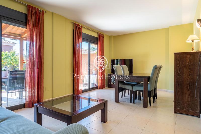 Foto 3f776f51-e6de-48a6-912c-f590001c3e7a. Casa adossada amb calefacció aparcament piscina a Cambrils