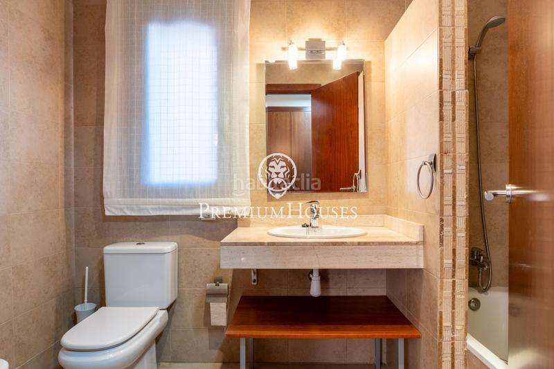 Foto 4ad491ab-159b-4399-8e29-f15cf4ddd366. Casa adossada amb calefacció aparcament piscina a Cambrils