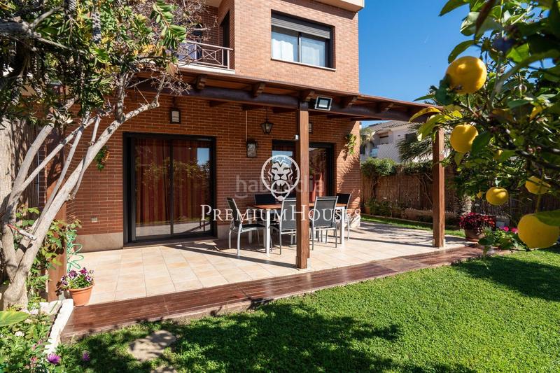 Foto 5131ea54-2170-46e6-b465-03632fbe559a. Casa adossada amb calefacció aparcament piscina a Cambrils