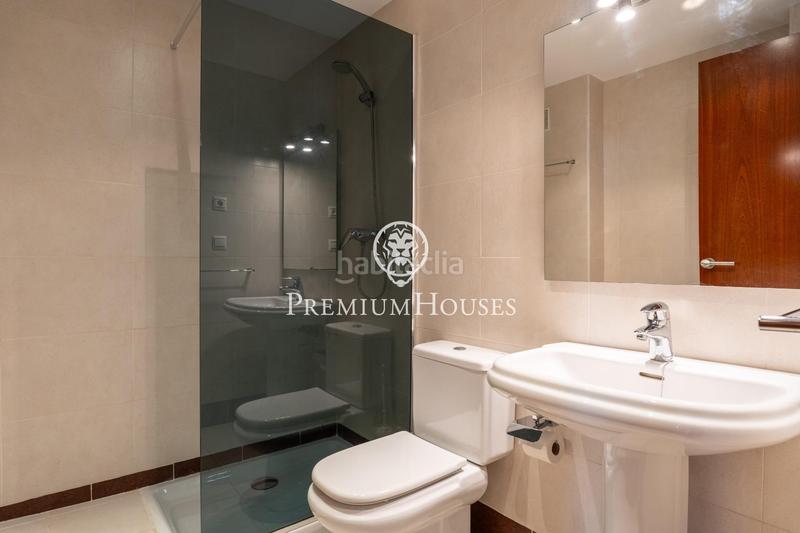 Foto 89f92c79-5c28-4190-b5c9-94556005f2a3. Casa adossada amb calefacció aparcament piscina a Cambrils