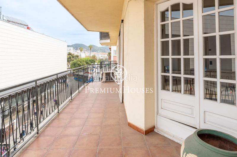 Foto 17a6c6e4-a44d-4bf8-be4d-3fbca5649332. Alquiler piso ático con gran terraza en el centro en Sitges
