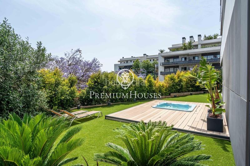 Foto ba527a70-bc20-48ca-a8be-b17a9a29ab14. Planta baja  con gran jardín en aiguadolç en Sitges