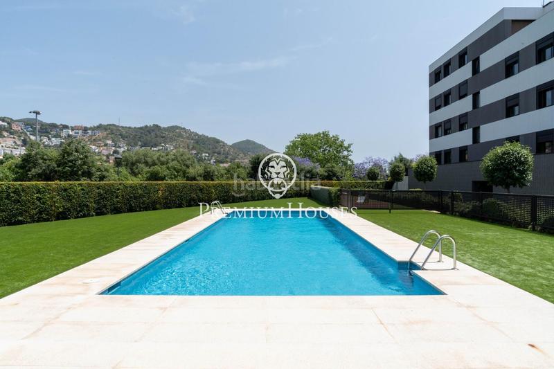 Foto f65b37a4-9a18-4f71-8695-040d5a4844c3. Planta baja  con gran jardín en aiguadolç en Sitges
