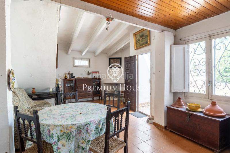 Foto 0160f409-8167-4c07-bbf9-86083561f811. Casa  a reformar con jardín y piscina en via augusta en Tarragona