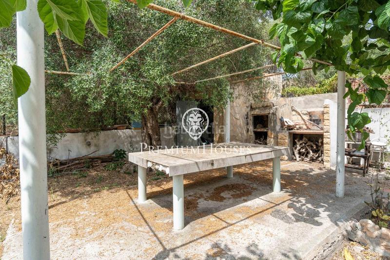 Foto aa15d42f-6948-4af3-bbc5-b34e71b00acc. Casa  a reformar con jardín y piscina en via augusta en Tarragona
