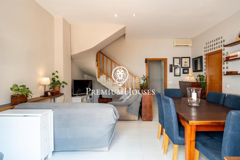 Foto c4b7b887-6cc9-44ce-9934-5f101e7178c9. Planta baja  con gran patio en Centre Sitges